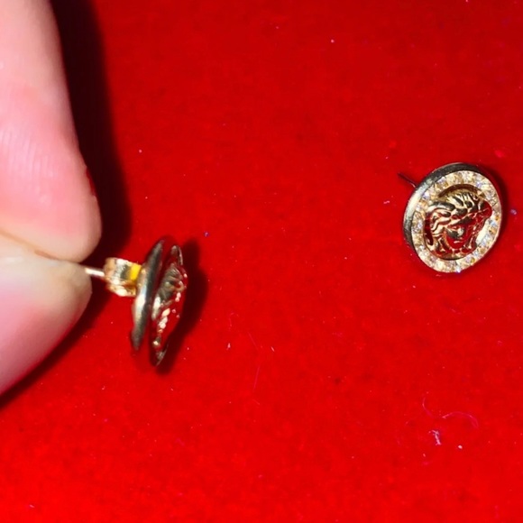 Versace Medusa head Circle cubic zirconia diamonds real 14k gold - Picture 3 of 7